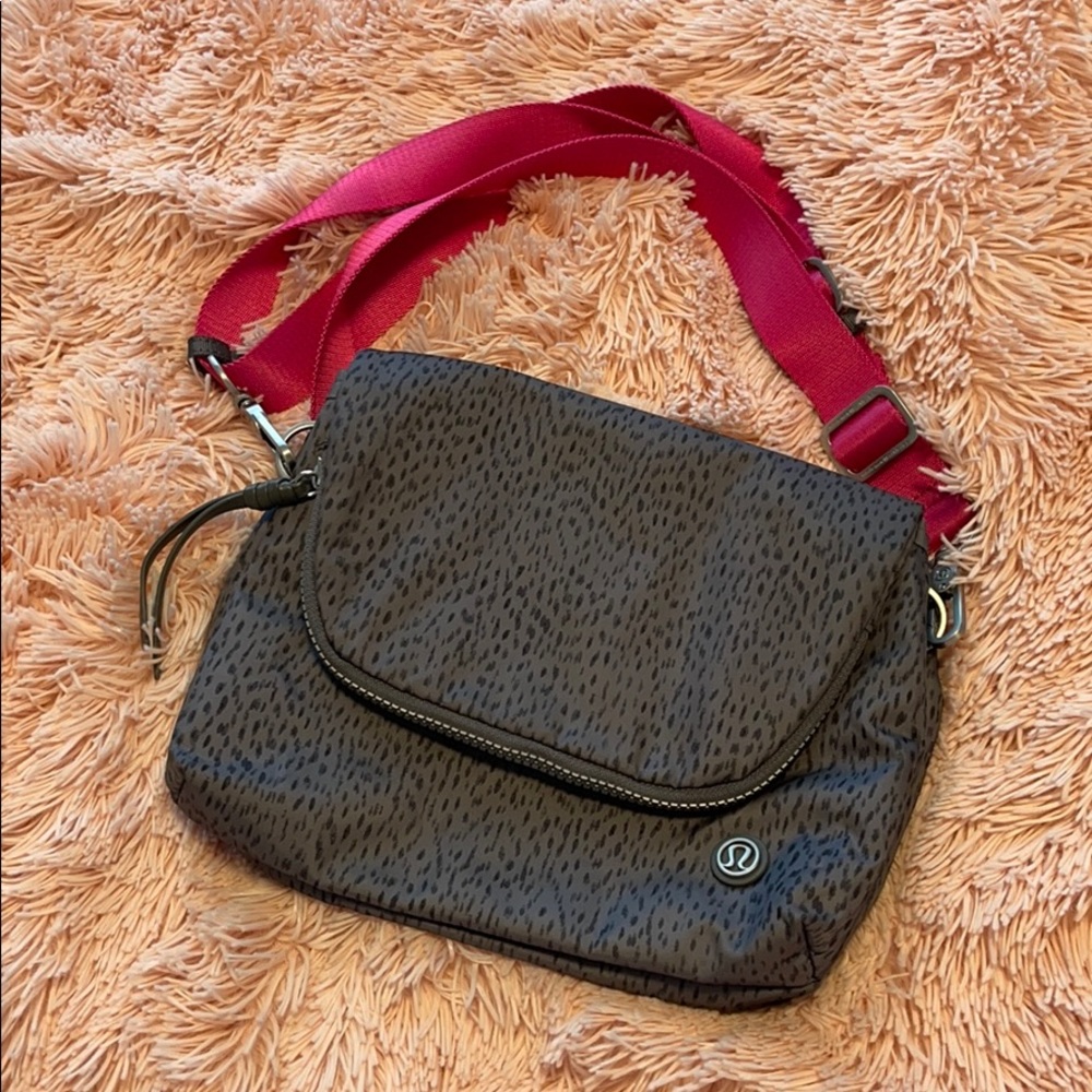 Lululemon Festival Bag